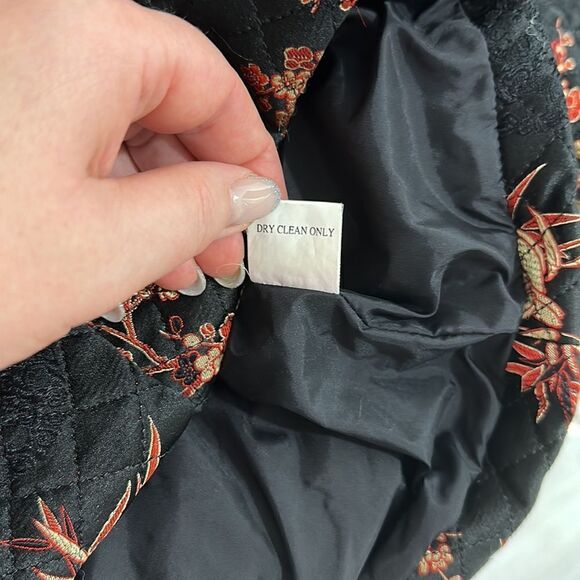 Kaktus Silk Black Floral Embroidery Quilted Button Front Jacket Size XL - Picture 7 of 10